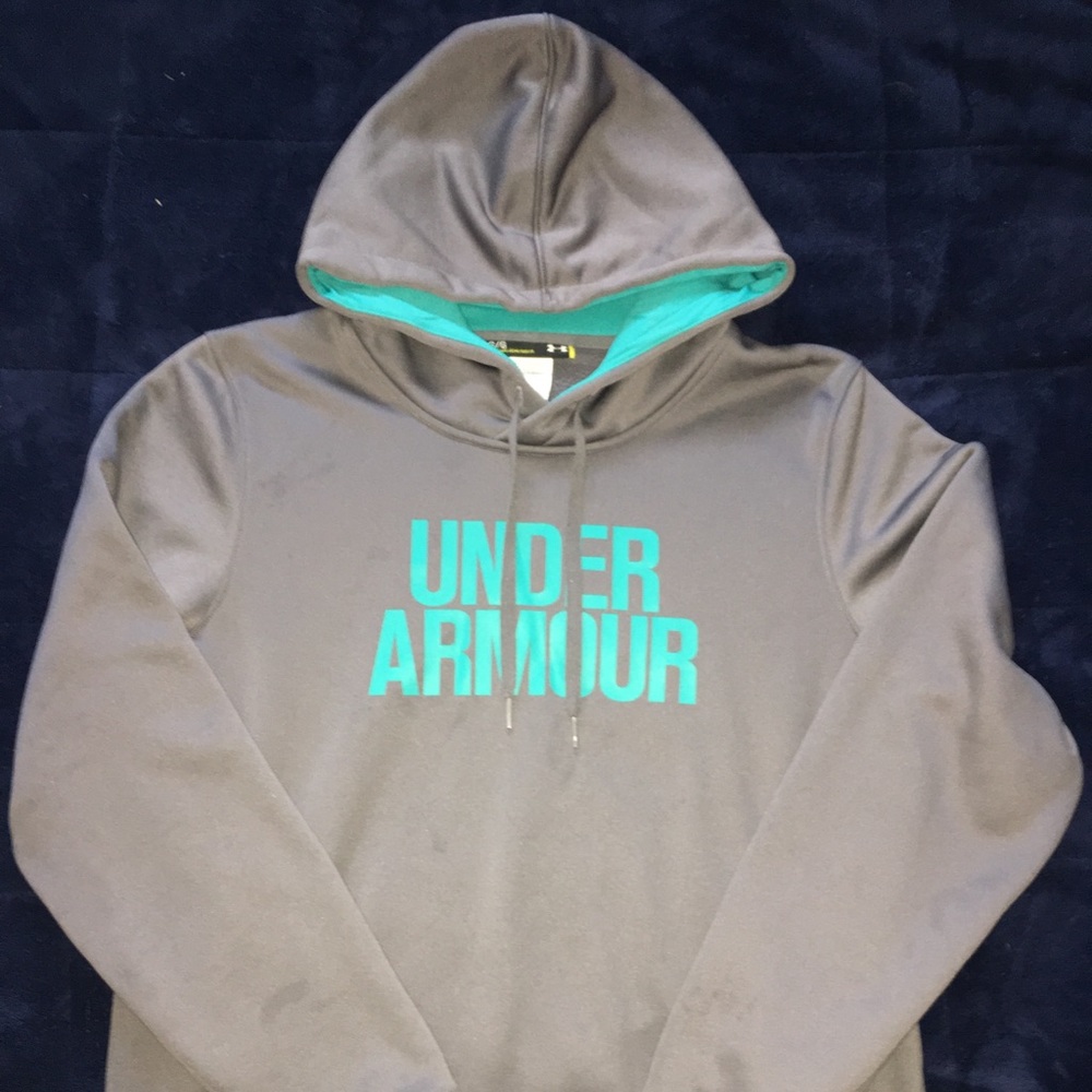 Under Armour Sweatshirt